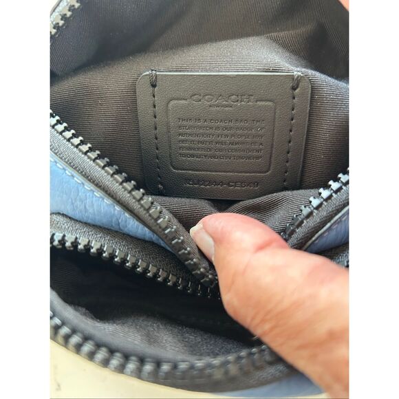 COACH SPRINT Blue Leather Belt Bag - Picture 6 of 11